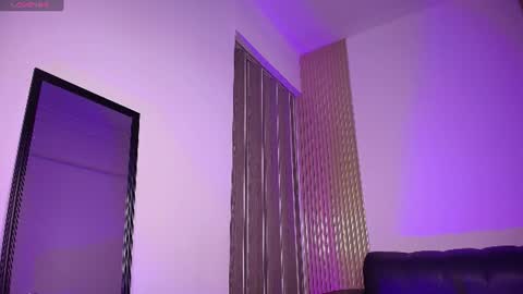 kiarasullivan online show from July 28, 2026, 12:48 pm