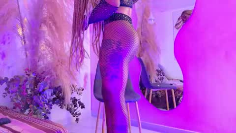 Snapshot of kiaratentation chatting on September 27, 2025, 8:03 pm kiaratentation online show from September 27, 2025, 8:03 pm