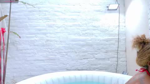 Snapshot of kiaratentation chatting on February 21, 2026, 7:26 pm kiaratentation online show from February 21, 2026, 7:26 pm