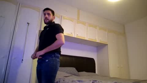 kieran938s online show from February 11, 2026, 4:23 pm