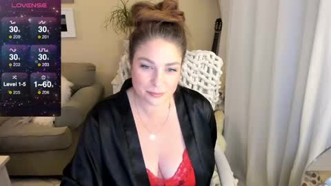 Snapshot of kierareines chatting on February 22, 2025, 3:23 am Kiera Reines online show from February 22, 2025, 3:23 am