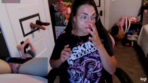 Kiersten online show from September 24, 2025, 3:43 am