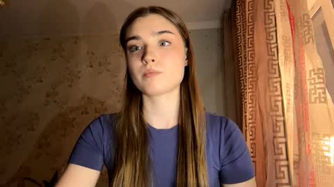 Ola my name is Lissa  Lets hit 10 Thumbs Up together   online show from February 2, 2026, 2:16 pm