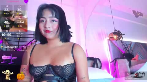 kiim01 online show from November 3, 2025, 7:15 pm