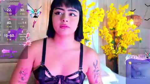 kiim01 online show from July 26, 2026, 2:42 am