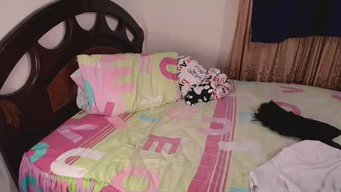 Kijet online show from February 4, 2026, 9:42 pm