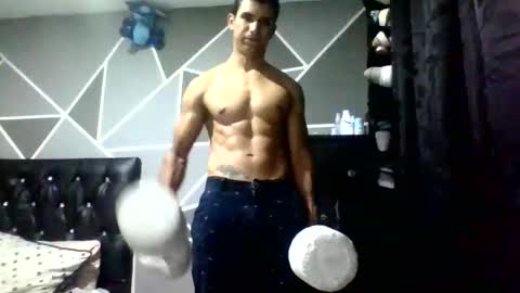 Snapshot of kike_salazar chatting on October 13, 2025, 10:43 pm kike_salazar online show from October 13, 2025, 10:43 pm