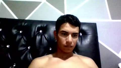 Snapshot of kike_salazar chatting on October 22, 2025, 8:41 pm kike_salazar online show from October 22, 2025, 8:41 pm