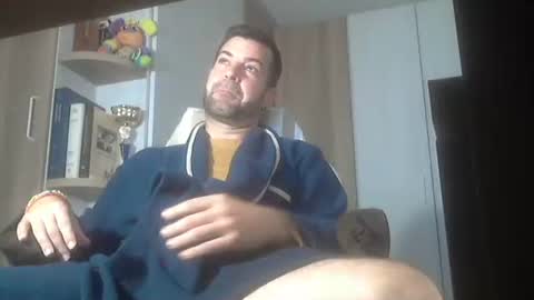 HotMachine online show from March 5, 2025, 8:54 am
