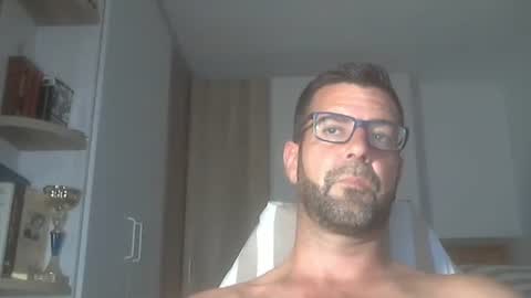 HotMachine online show from September 14, 2025, 4:00 am