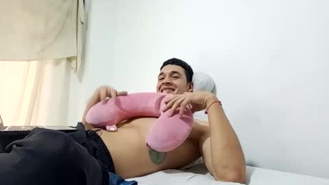 Snapshot of kikeortiz1808 chatting on December 3, 2025, 1:42 pm C e v o 1824 online show from December 3, 2025, 1:42 pm