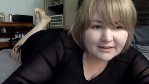 Kiki online show from January 29, 2025, 7:43 pm