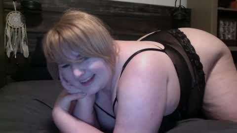Kiki online show from March 8, 2025, 2:34 am
