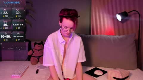 Snapshot of kiki_blue_eyes chatting on January 19, 2025, 4:22 am kiki_blue_eyes online show from January 19, 2025, 4:22 am