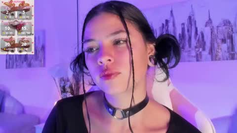 kIKI online show from December 5, 2024, 3:39 pm