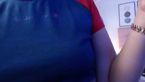 Snapshot of kiki_cams chatting on October 11, 2025, 9:02 pm kIKI online show from October 11, 2025, 9:02 pm