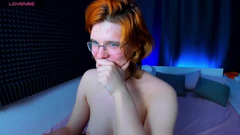 Snapshot of kiki_krash chatting on December 16, 2024, 1:11 pm Kiki online show from December 16, 2024, 1:11 pm