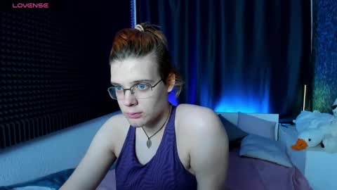 Snapshot of kiki_krash chatting on December 25, 2024, 10:06 am Kiki online show from December 25, 2024, 10:06 am