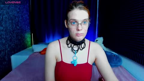 Snapshot of kiki_krash chatting on January 11, 2025, 1:32 pm Kiki online show from January 11, 2025, 1:32 pm
