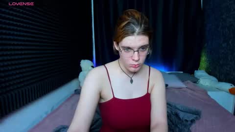 Snapshot of kiki_krash chatting on January 21, 2025, 4:16 pm Kiki online show from January 21, 2025, 4:16 pm