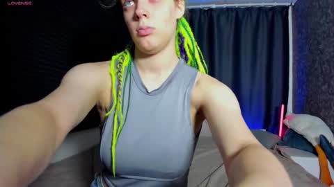 Kiki online show from October 9, 2025, 10:02 am