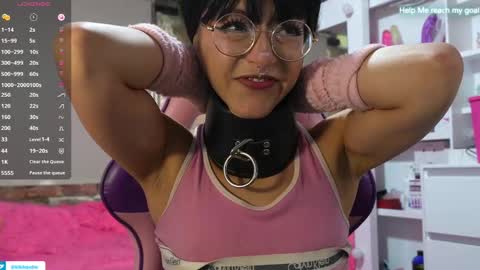 kiki online show from February 26, 2025, 5:28 pm