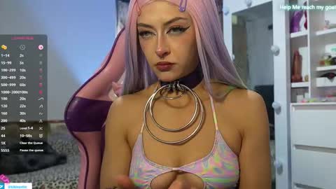 Snapshot of kikilepetite chatting on November 6, 2025, 7:04 pm kiki online show from November 6, 2025, 7:04 pm