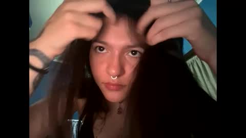 kikilove15 online show from May 24, 2026, 12:37 am