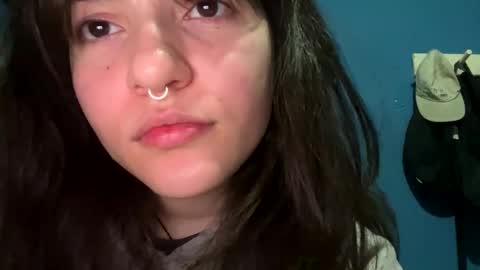 kikilove15 online show from May 27, 2026, 3:25 am