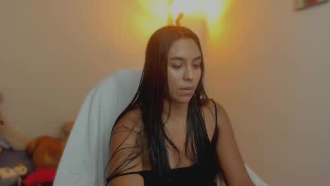 Alejandra  online show from September 8, 2025, 6:29 pm