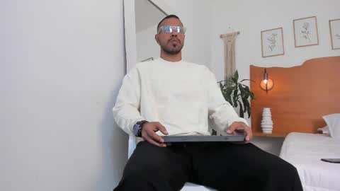 Kilua Muscle guy online show from May 2, 2026, 8:36 pm