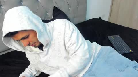 Kiltrohot online show from February 7, 2026, 1:20 am