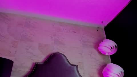 cherry  online show from May 7, 2026, 3:34 am