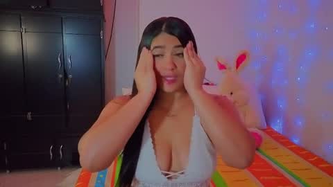 kim_20coliie online show from April 7, 2026, 9:26 pm