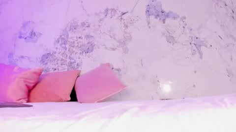 Snapshot of kim_baker1 chatting on September 24, 2025, 8:23 pm kim online show from September 24, 2025, 8:23 pm