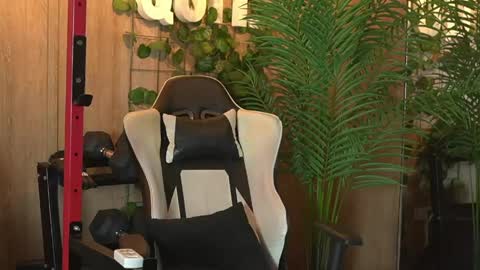 Kim online show from May 7, 2026, 12:54 pm