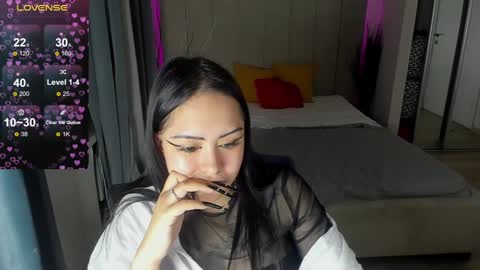 Snapshot of kim_brownie chatting on December 26, 2024, 5:37 am Kim online show from December 26, 2024, 5:37 am