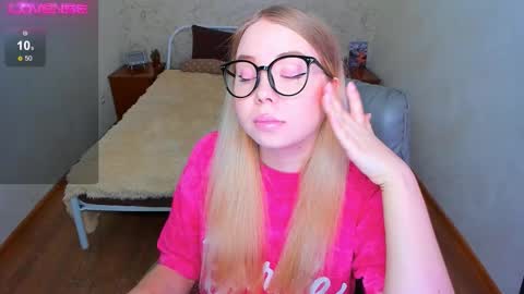 KIM online show from March 21, 2026, 11:48 am