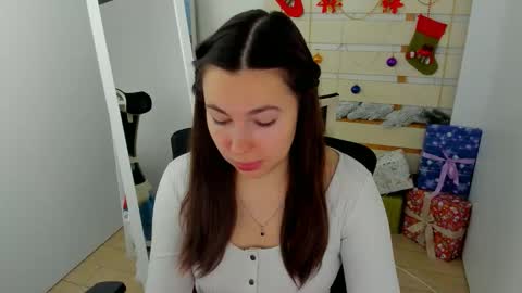 Kim online show from December 19, 2025, 7:37 am