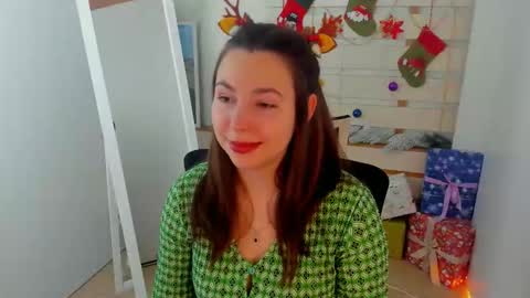 Kim online show from December 21, 2025, 1:51 pm