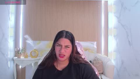 Snapshot of kim_gray_s chatting on September 19, 2025, 8:20 pm kim_gray_s online show from September 19, 2025, 8:20 pm