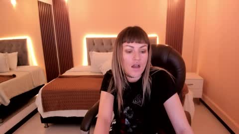 Kim Jeins666 online show from May 20, 2026, 7:20 pm