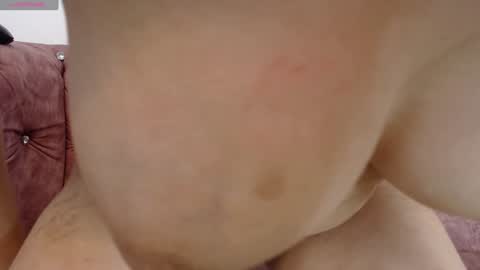 Snapshot of kim_lennon chatting on January 23, 2025, 5:42 pm K I M online show from January 23, 2025, 5:42 pm