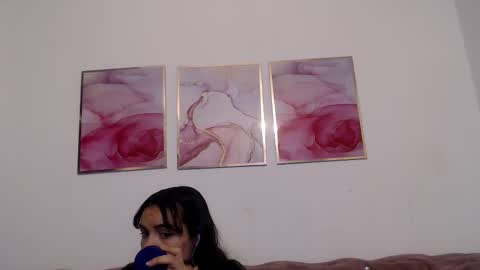 Snapshot of kim_lennon chatting on February 9, 2025, 11:04 am K I M online show from February 9, 2025, 11:04 am