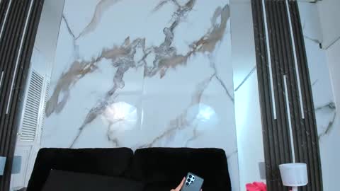 Snapshot of kim_lennon chatting on September 10, 2025, 12:49 pm K I M online show from September 10, 2025, 12:49 pm