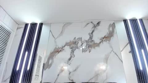 Snapshot of kim_lennon chatting on October 13, 2025, 12:27 pm K I M online show from October 13, 2025, 12:27 pm