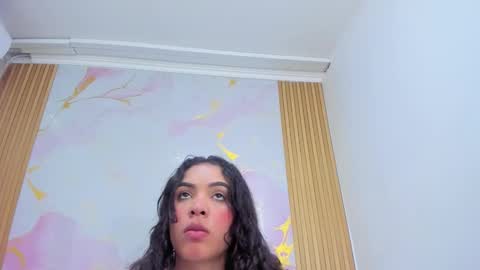 Snapshot of kim_lennon chatting on October 28, 2025, 7:49 pm K I M online show from October 28, 2025, 7:49 pm