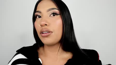 kim_mouth17 online show from June 25, 2026, 6:18 am