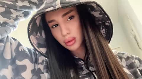 Kim Oberlin online show from February 4, 2026, 7:53 pm