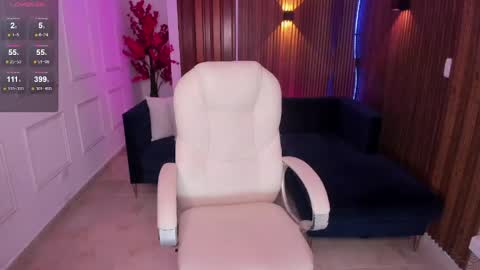 Snapshot of kim_stonee_ chatting on June 4, 2026, 7:42 pm Kim online show from June 4, 2026, 7:42 pm